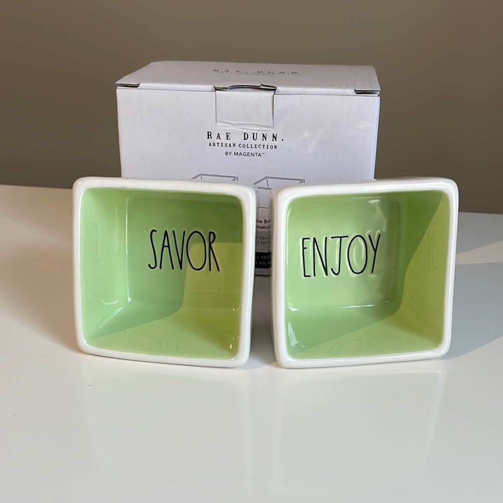 Rae Dunn Square bowl set